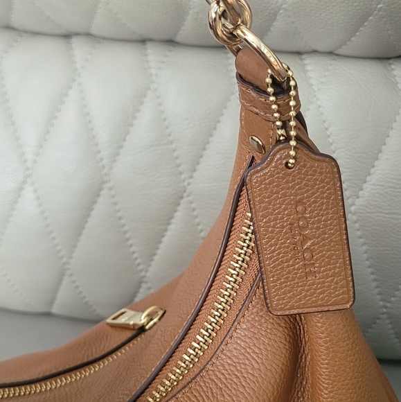 Coach Harley Hobo In Pebble Leather Gold/Brown F38259 - Picture 6 of 16
